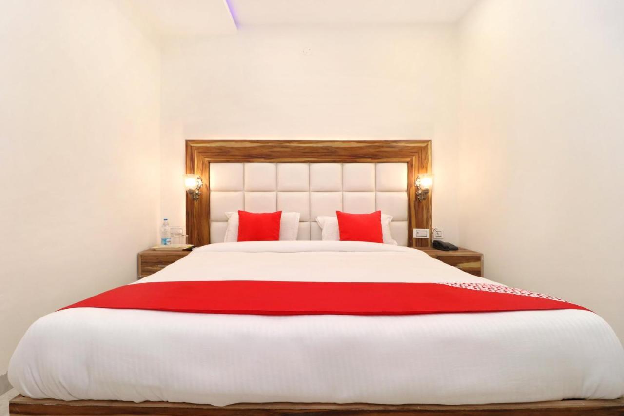 Hotel D Plaza Zirakpur Luaran gambar