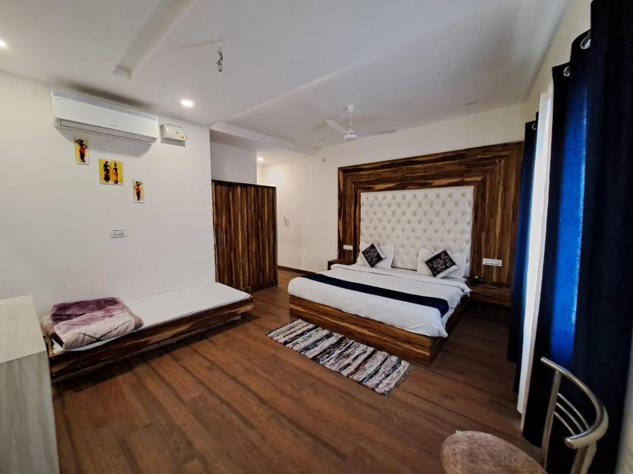 Hotel D Plaza Zirakpur Luaran gambar
