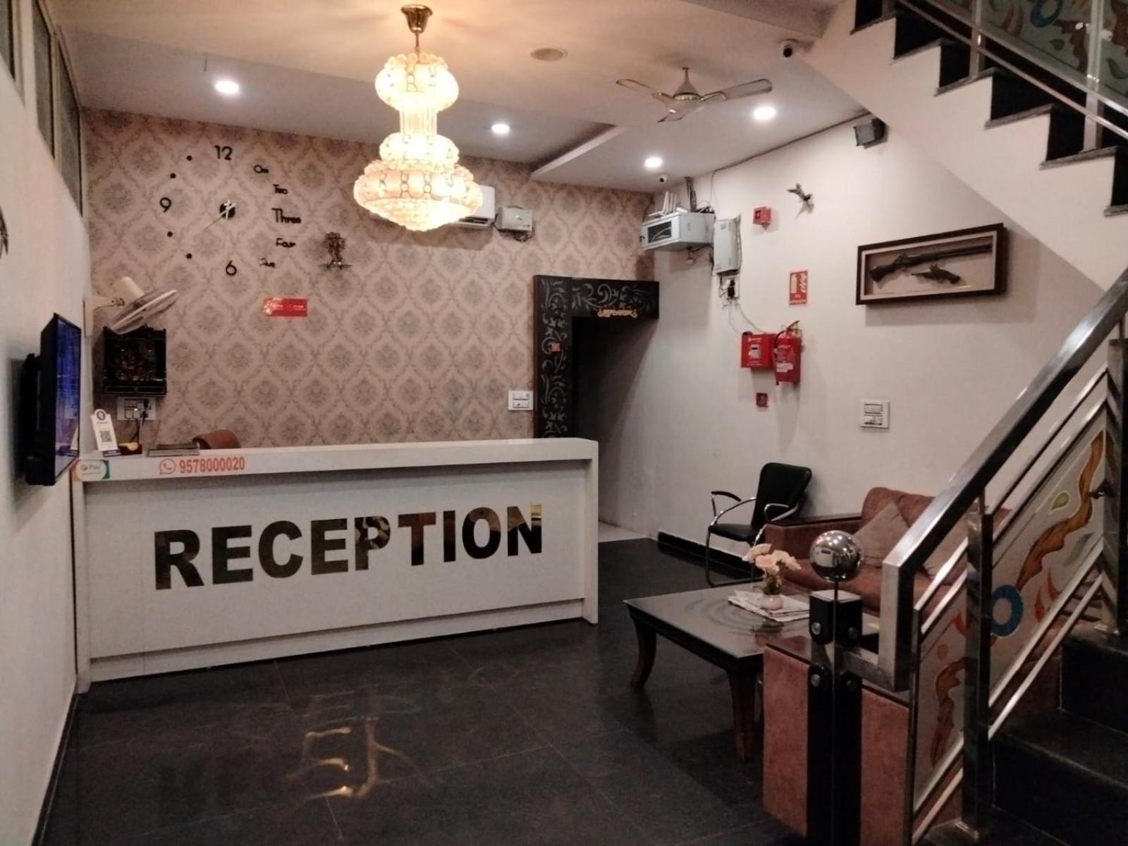 Hotel D Plaza Zirakpur Luaran gambar