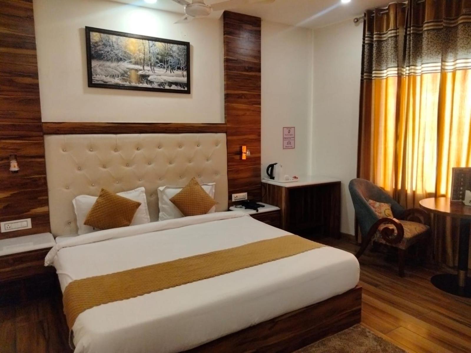 Hotel D Plaza Zirakpur Luaran gambar